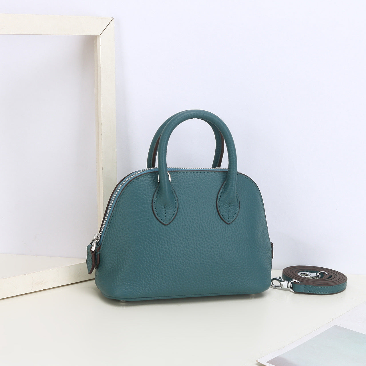 🔥Women's Crossbody Genuine Leather Simple Shoulder Bag