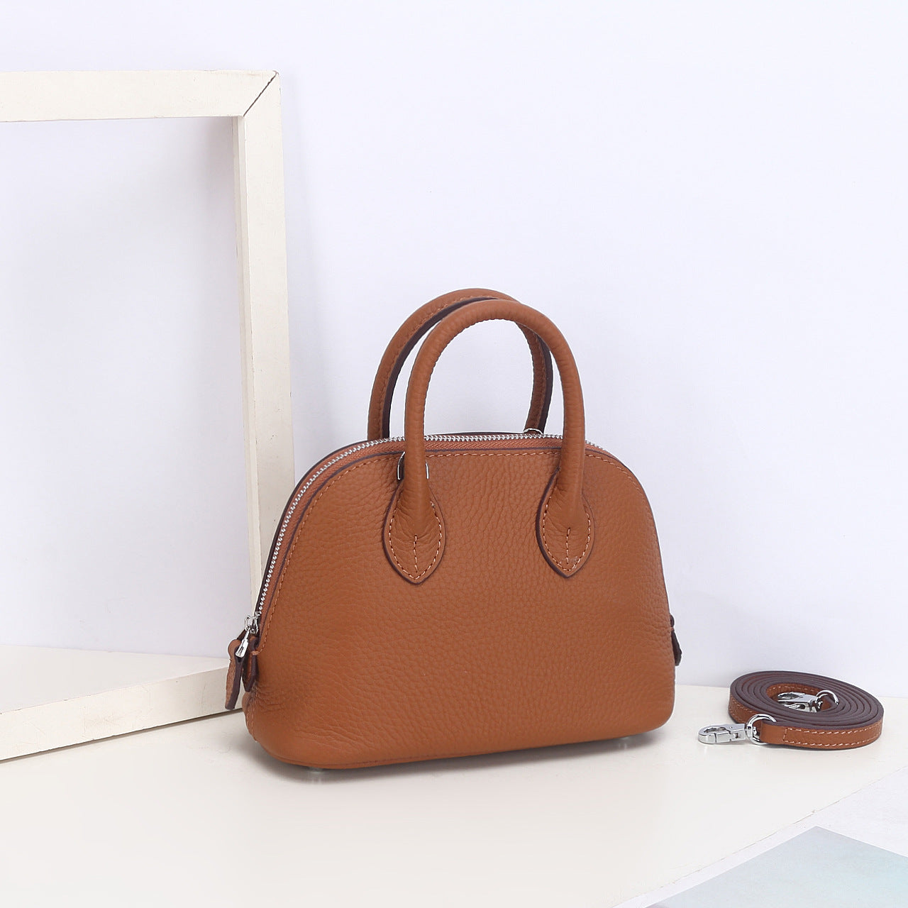 🔥Women's Crossbody Genuine Leather Simple Shoulder Bag