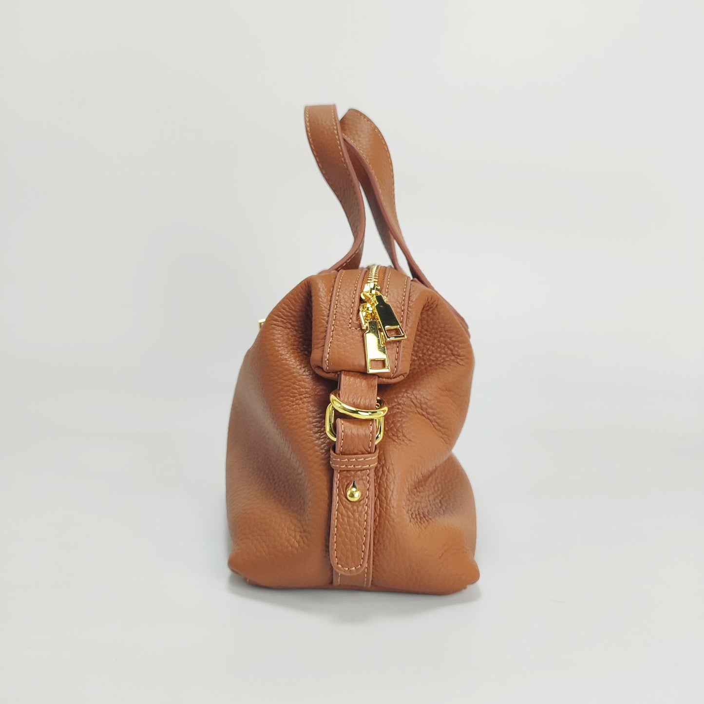 ✨  LuxeCarry™ Genuine Leather Tote – Built for Work, Styled for Life