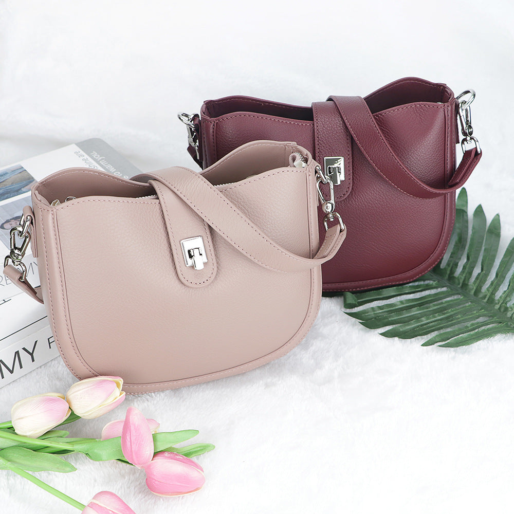 🌸 Genuine Leather Vintage Saddle Crossbody Bag 🌸