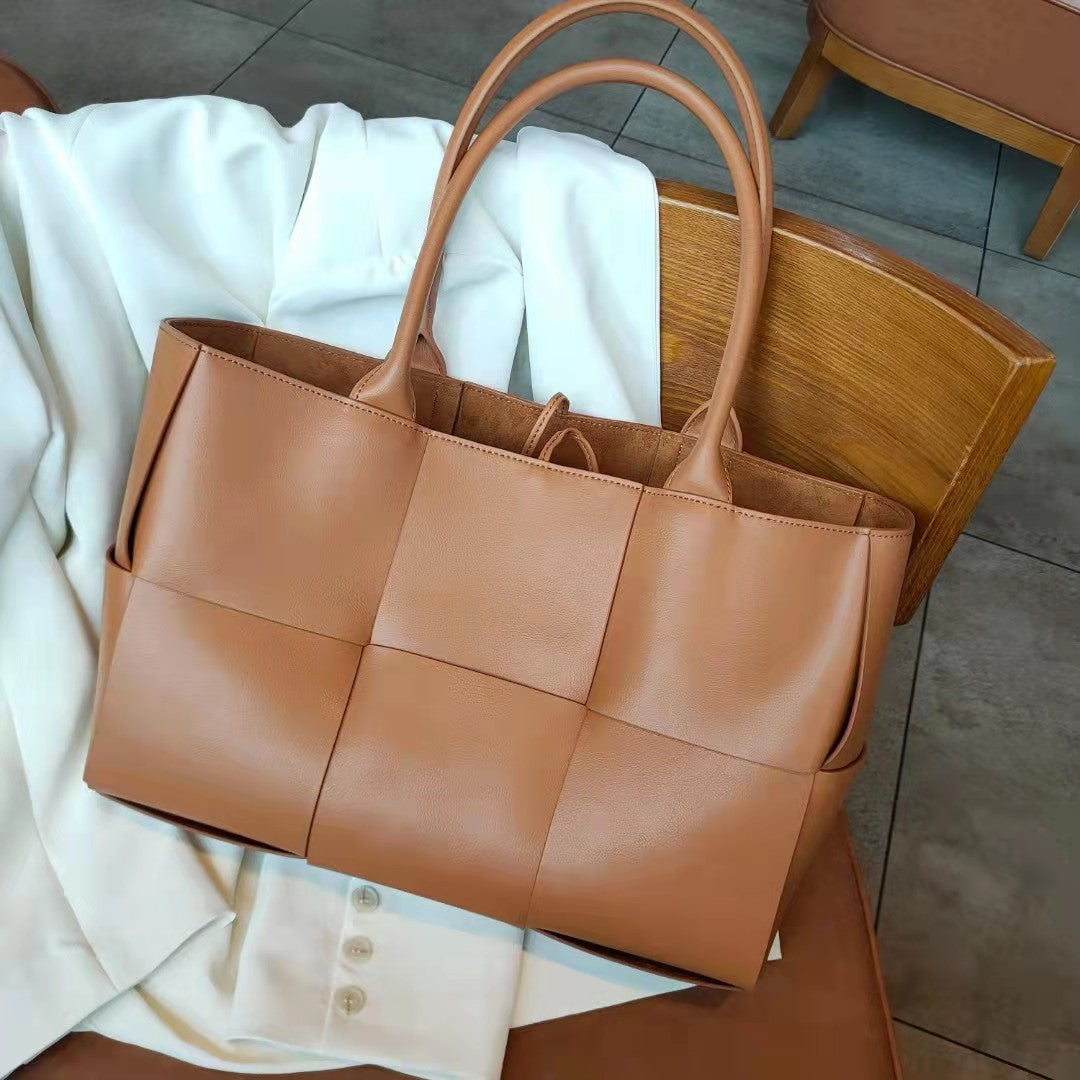 Top-Grain Cowhide Leather Tote Bag 🌸 | Elegant Large Capacity Shoulder Purse