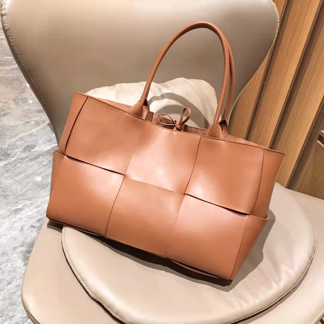 Top-Grain Cowhide Leather Tote Bag 🌸 | Elegant Large Capacity Shoulder Purse