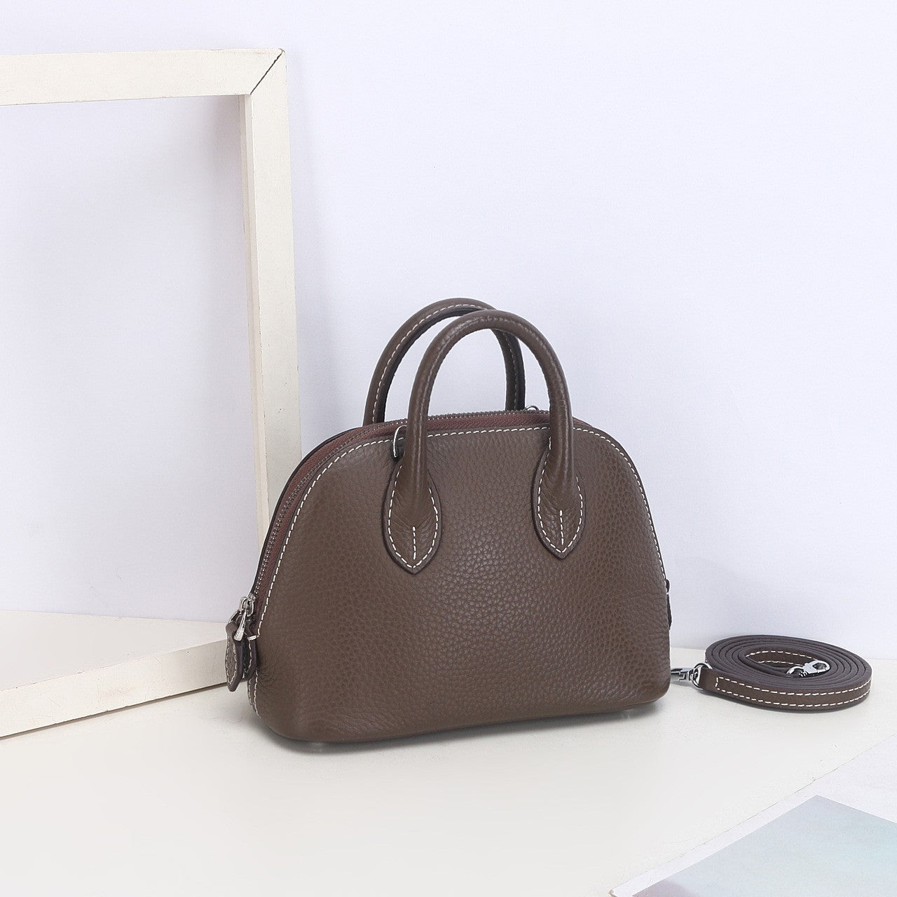 🔥Women's Crossbody Genuine Leather Simple Shoulder Bag